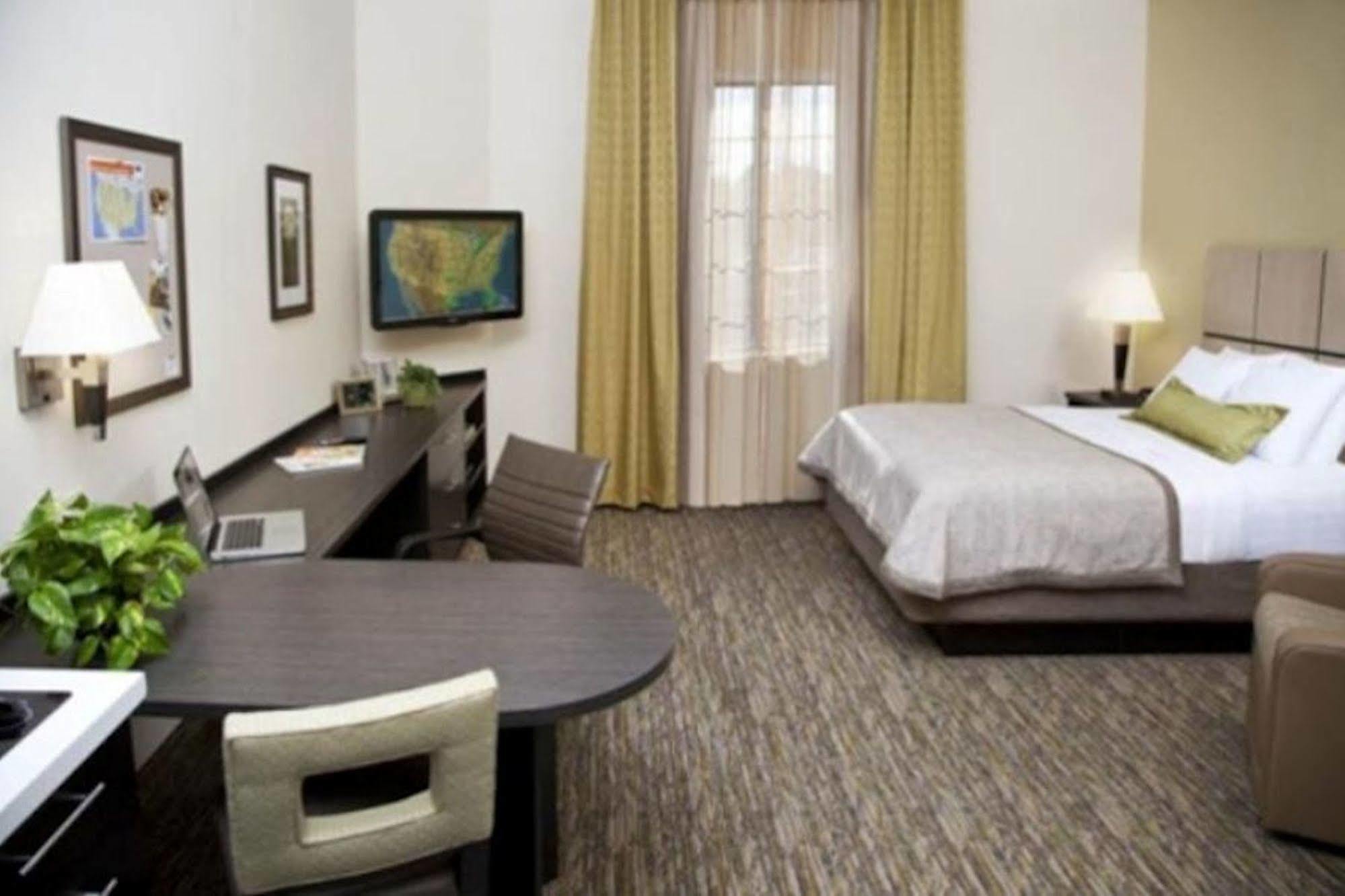 Sonesta Simply Suites Arlington Exterior photo
